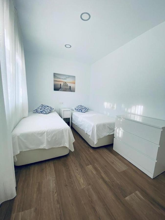 Precioso Apartamento En El Tesorillo Альмуньекар Экстерьер фото